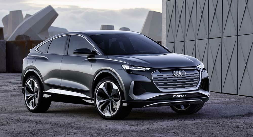 Q4 Sportback e-tron concept front side view_b9b0dd6f-9c2a-4127-800f-55c4b2ce3d81