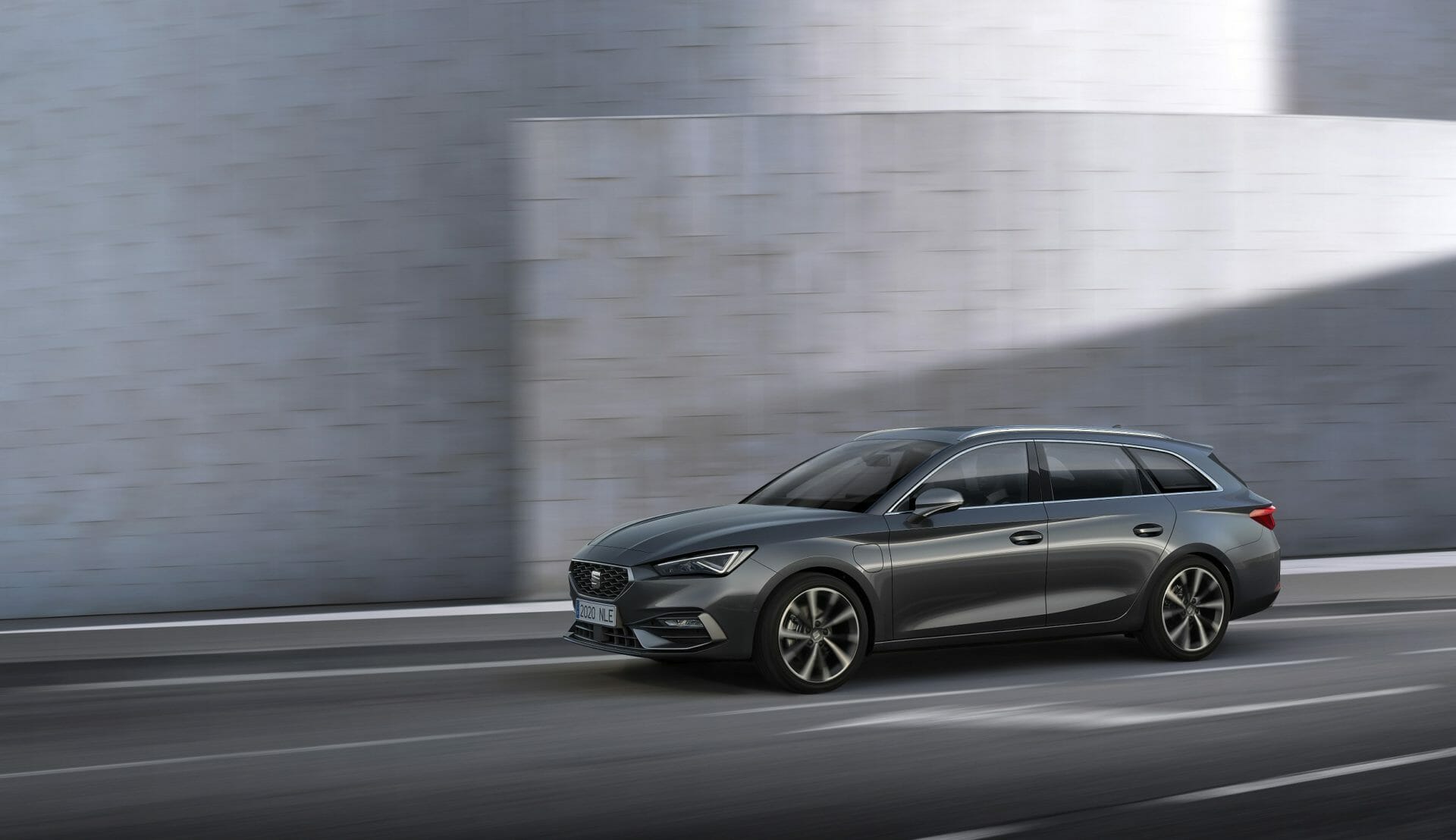 SEAT debuts the new Leon 1